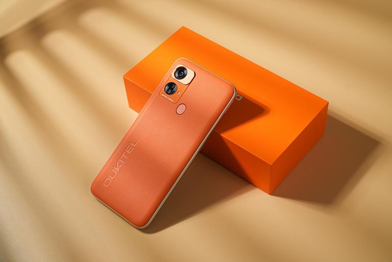 OUKITEL C33 with Android 13